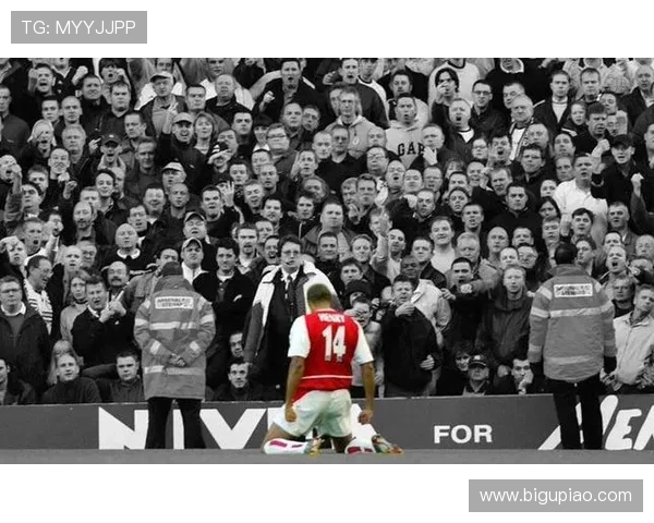 亨利回忆遭种族歧视孤立时刻