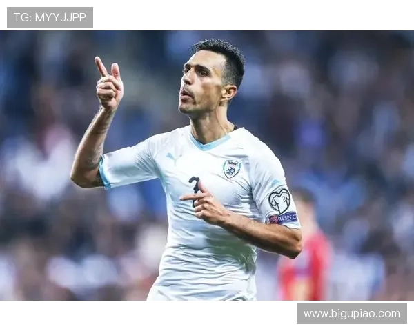 洛维宣布退役:中超彩色辫子告别绿茵场 洛维宣布退役:中超彩色辫子告别绿茵场