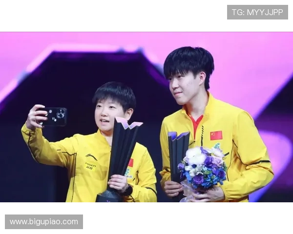 王楚钦孙颖莎携手亮相澳门宣传照 王楚钦孙颖莎携手亮相澳门宣传照